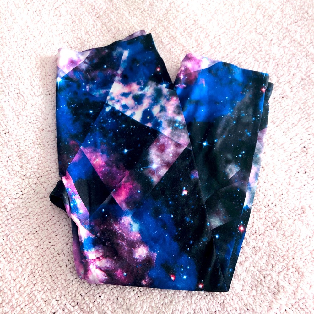 Medium galaxy leggings